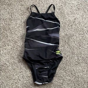 Speedo endurance+ suit